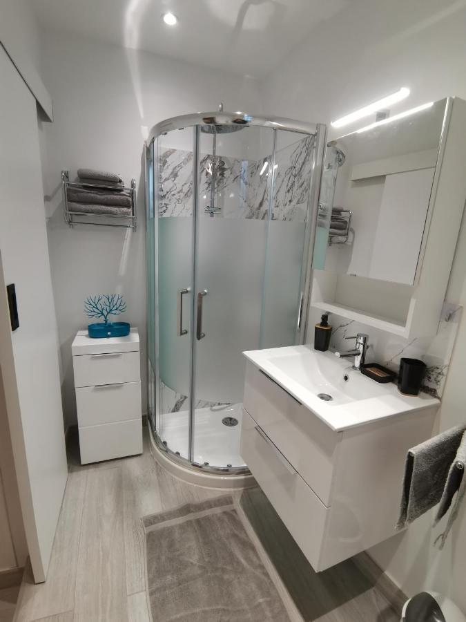 Coquet 2 Pieces Entierement Renove Et Climatise Appartement Cannes Buitenkant foto